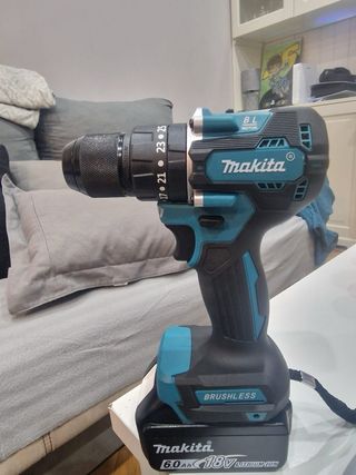 Taladro a Batería Makita 18V 6.0Ah