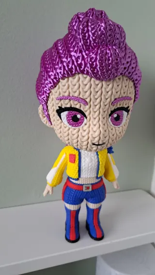 Figura Rumi estilo tejido 3D