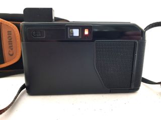 Canon AF35M II con su objetivo f=38mm/1:2,8