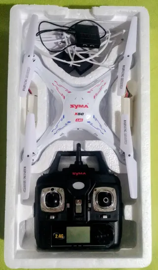 Dron Syma X5C 2.4G con Camara. Cargador y Mando
