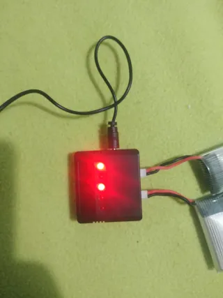 Dron Syma X5C 2.4G con Camara. Cargador y Mando