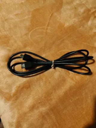 PS4 Slim 500GB + Cables