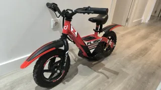 Moto Eléctrica Infantil Flash Roja