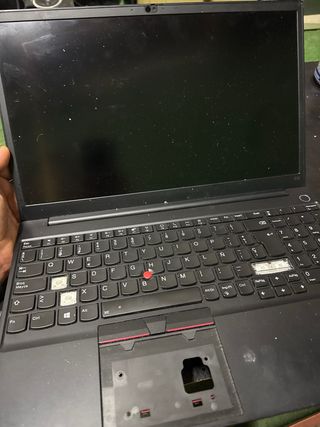 Lenovo E15 Gen2 AMD Ryzen 5 para piezas