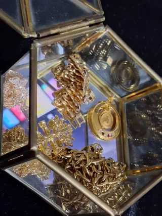 Set di gioielli e bijouterie antiche