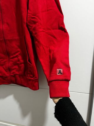 Chaqueta WESC Roja con Diseño Blanco