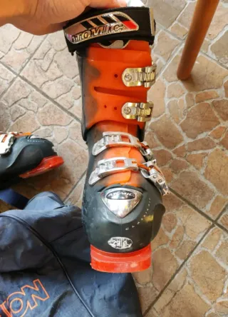 Scarponi Sci uomo Atomic Tritech Technology