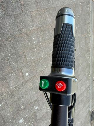 Bicicleta eléctrica urbana plegable