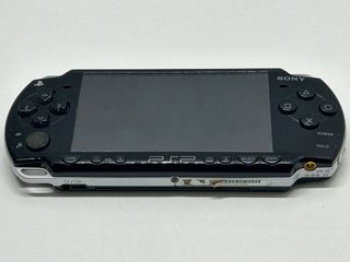 Console PSP Slim - PAL (Senza Batteria)
