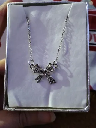 Collar lazo circonitas plata