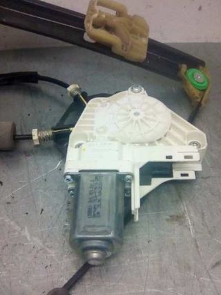 187773 8u0837461 elevalunas del izq audi q3 2.0 35