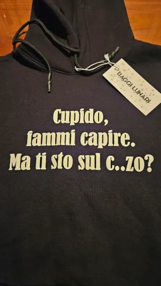 Felpa corta RAGGI LUNARI scritta Cupido