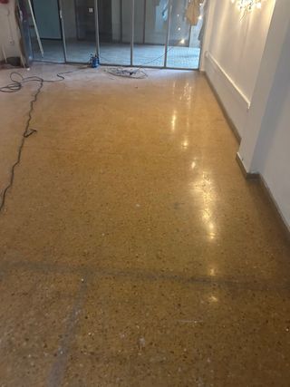 Limpieza Final de Obra, pulido de suelos y pintura