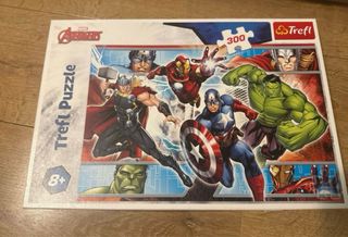 Puzzle 300 Piezas Avengers Marvel Trefl