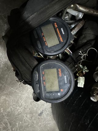 Relojes Yamaha Fuel Management y Speed yamaha