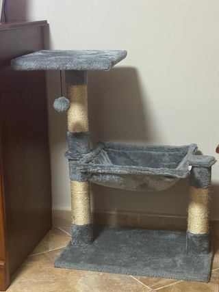 Cama para gato con hamaca y rascador