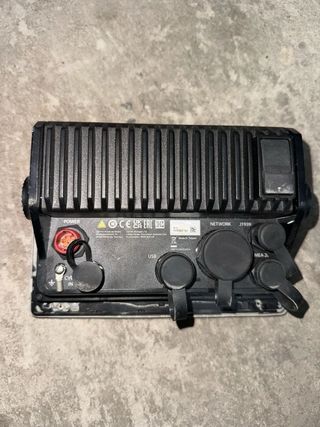 Pantalla Garmin GPSMAP 723 con grieta