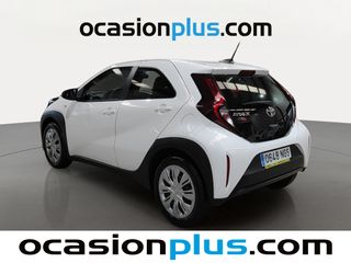 Toyota Aygo X Cross 1.0 VVT-I Play 53 kW (72 CV)