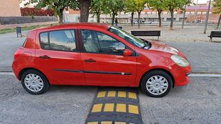 Renault Clio 2006