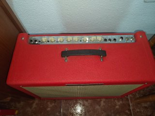 Fender Hot Rod Deluxe Texas Red