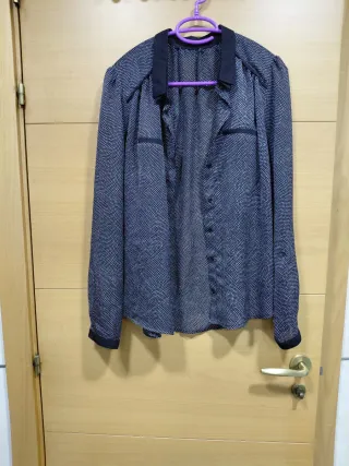 Blusa negra lunares blancos talla 40