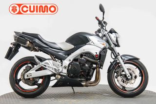 SUZUKI GSR 600