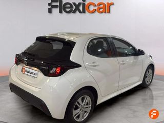 Toyota Yaris 1.5 120H Business Plus