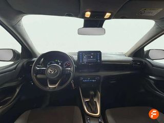 Toyota Yaris 1.5 120H Business Plus