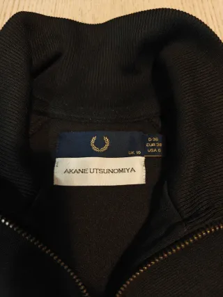 Conjunto Fred Perry x Akane Utsunomiya Mujer - M