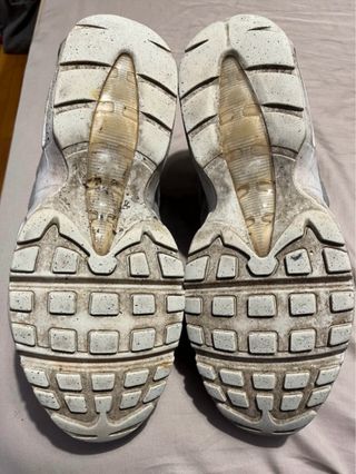 Nike Air Max 95 Cinza e Branco