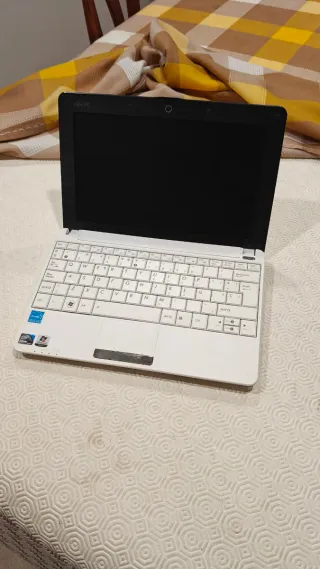 Portátil Asus Blanco
