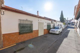 Casa adosada en venta en Otura