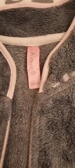 Bata polar oso y huella talla 48/50