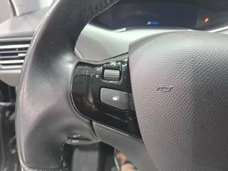 Peugeot 308 5p Active Pack BlueHDi 130 S&S