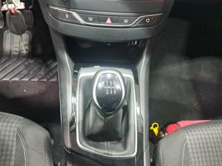 Peugeot 308 5p Active Pack BlueHDi 130 S&S