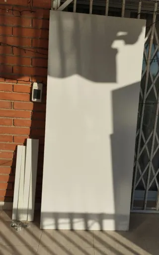 Mesa Ikea.  180 Cm. De Largo.  Hasta 8 Personas