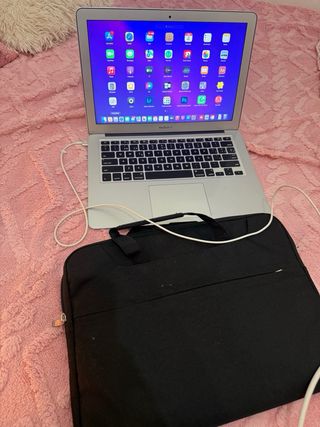 MacBook Air 13'' 2017 8GB RAM Argento