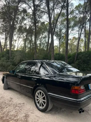 Mercedes-Benz 250 1996