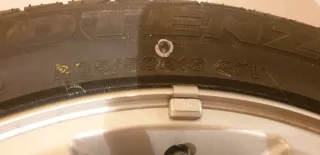 1 Llanta de aluminio de 16 y neumático 205 50 r16