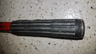 Cincel Hexagonal con Mango Negro