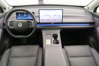 LEAPMOTOR C10 DESIGN