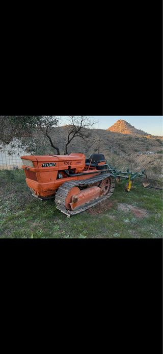 Tractor Fiat 505 oruga
