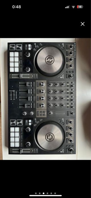 Controladora DJ Native Instruments Traktor S4 MkII