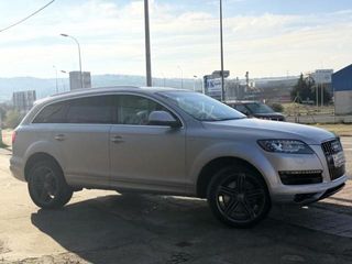 AUDI Q7 3.0 TDI quattro tiptronic DPF Ambition