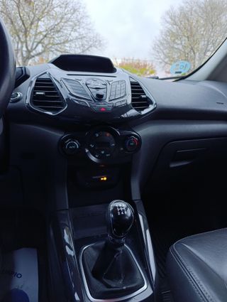 FORD EcoSport 1.5 TDCi 90cv Titanium