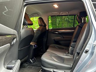 TOYOTA Highlander 2.5 Advance P. Met. Techo Panorámico