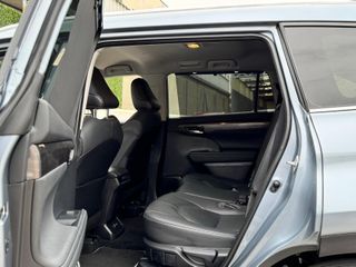 TOYOTA Highlander 2.5 Advance P. Met. Techo Panorámico