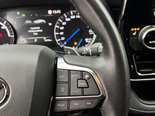 TOYOTA Highlander 2.5 Advance P. Met. Techo Panorámico