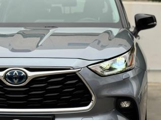 TOYOTA Highlander 2.5 Advance P. Met. Techo Panorámico