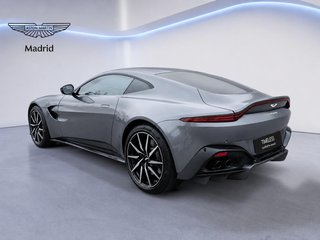 Aston Martin Vantage 4.0 V8